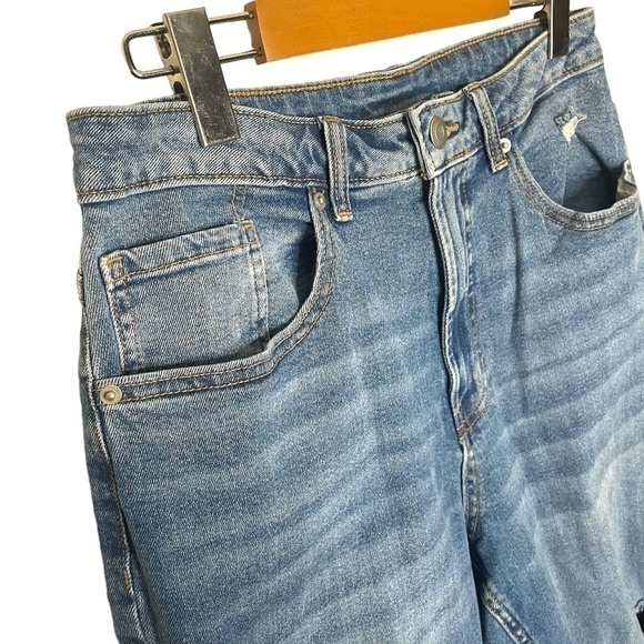 Nwt Blue Distressed Jeans 💙 - Picture 4 of 10